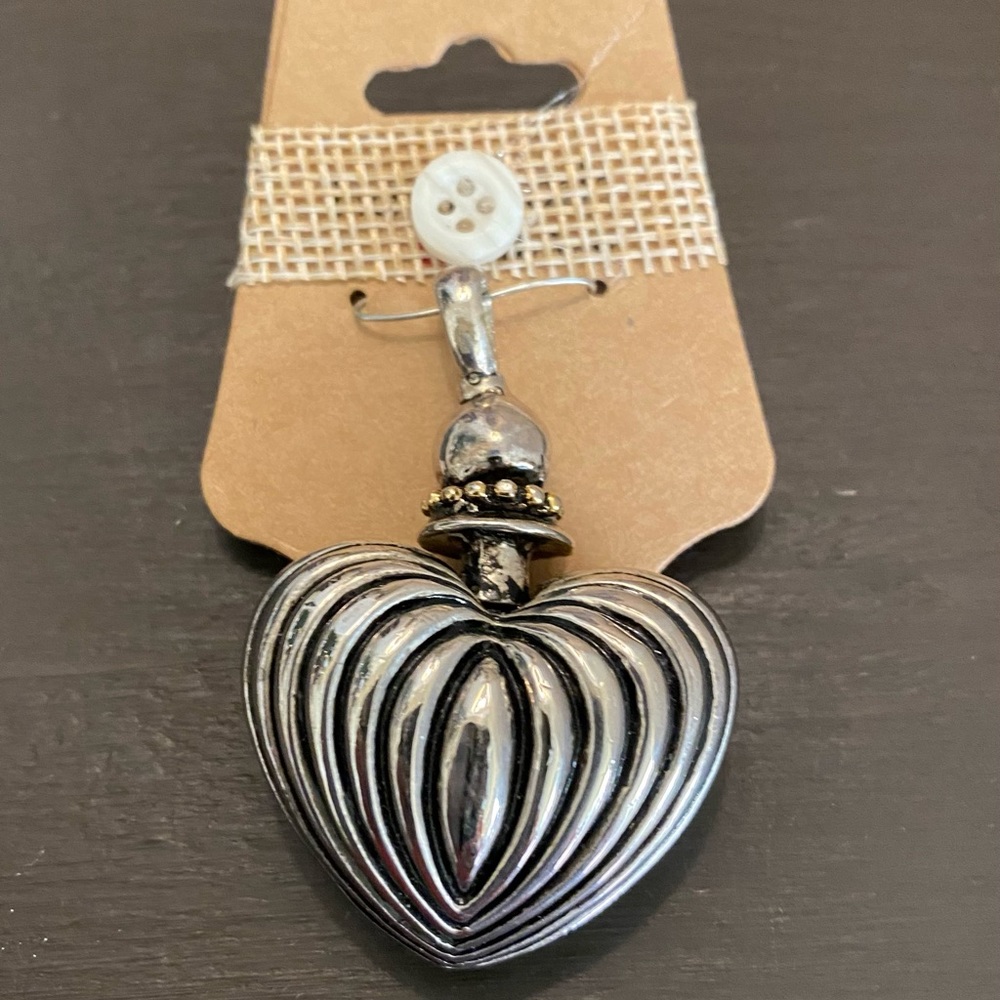 Large, heart pendant